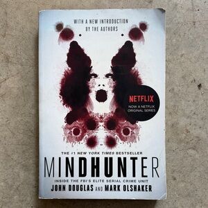 Mindhunter John Douglas book true crime